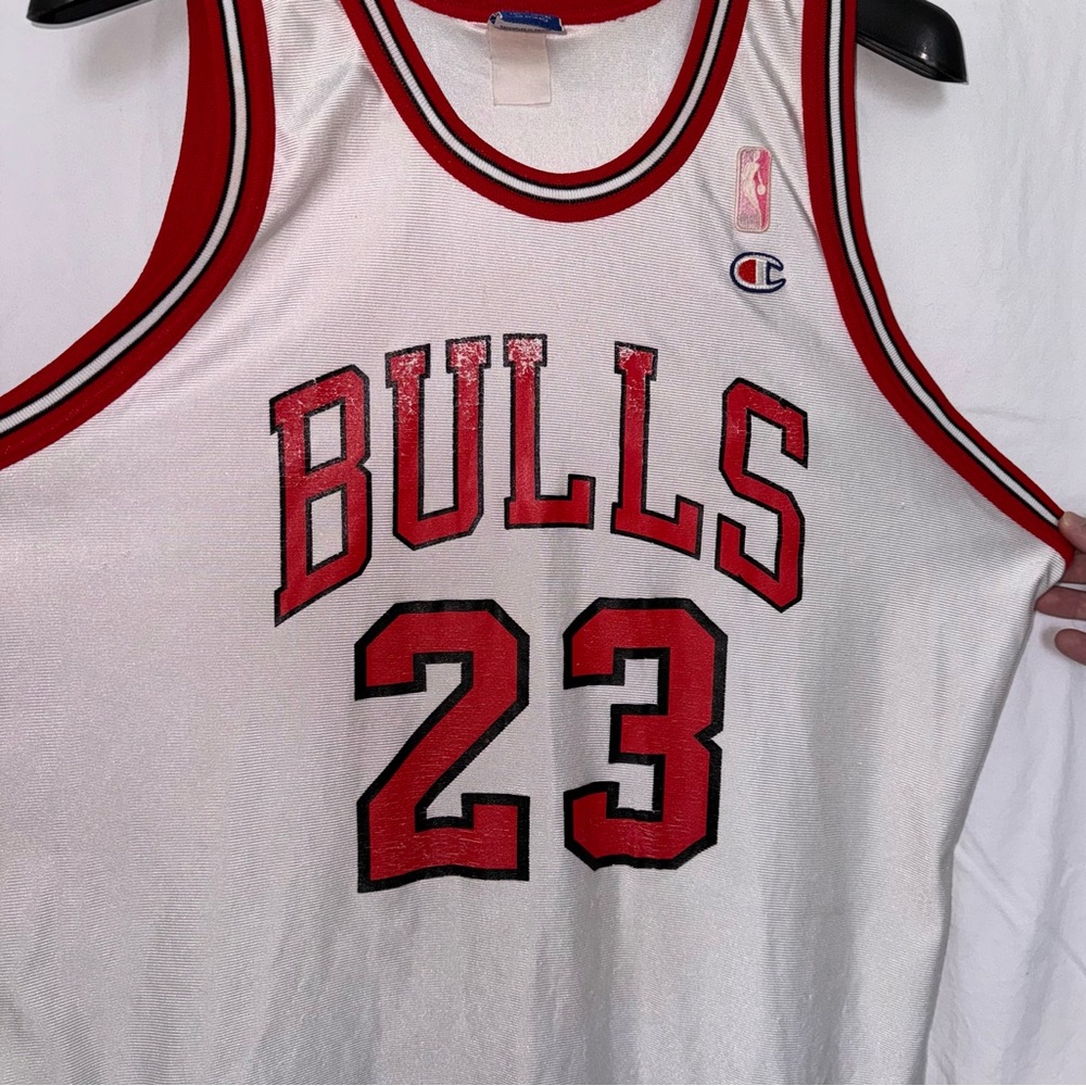Vintage Jordan Bulls Jersey